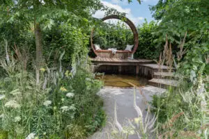 Hampton garden - Stop and Pause